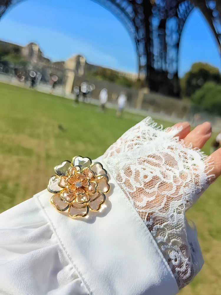🌸 Blush Crystal Beaded Floral Brooch
